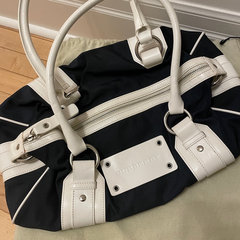 Burberry tote/carry-all